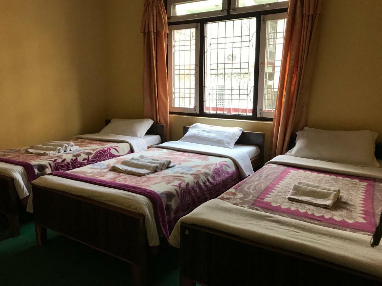 Geo Guest House Pokhara Ngoại thất bức ảnh