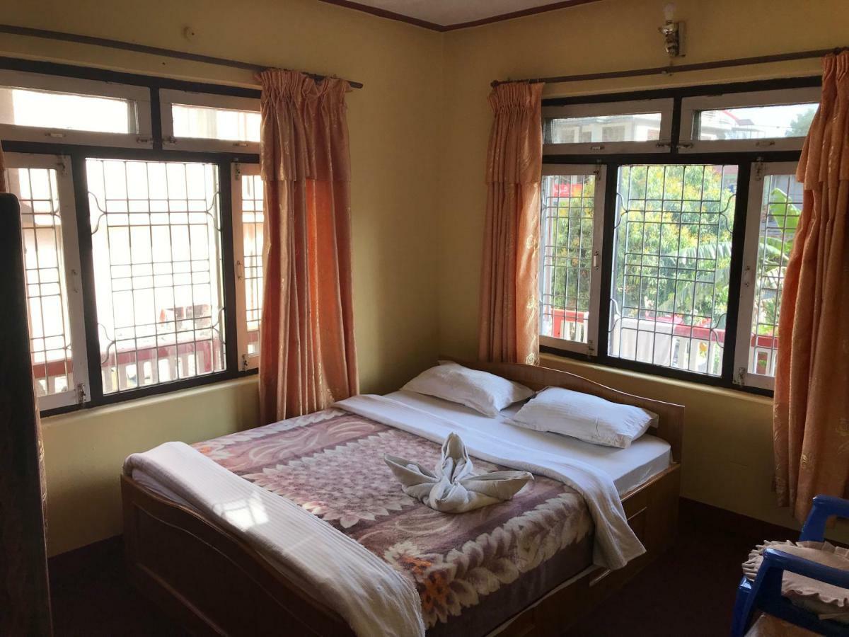 Geo Guest House Pokhara Ngoại thất bức ảnh